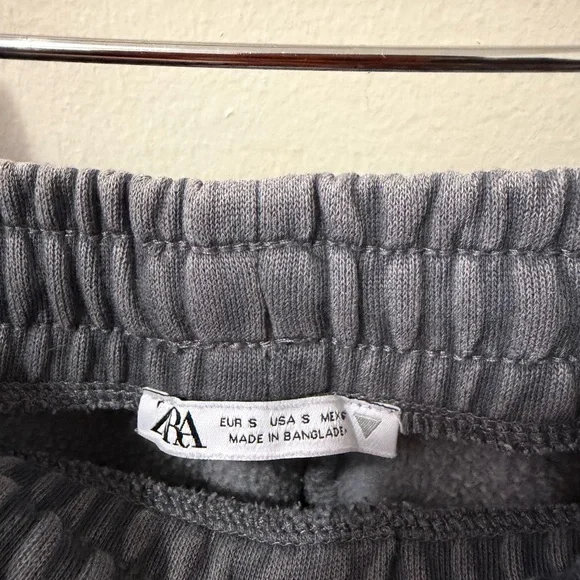 Zara Charcoal Joggers - Picture 3 of 6